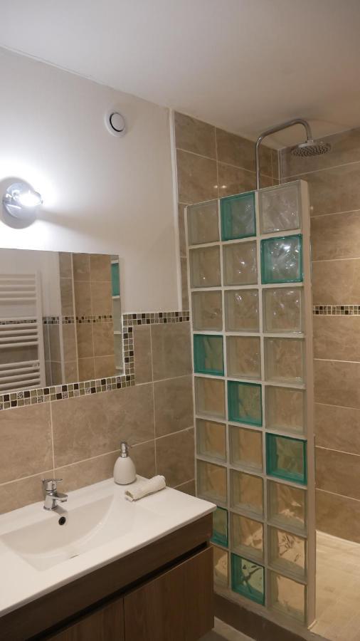 Mas Maurane-Chambre D'Hote Avec Spa Prive Aux Portes D'Arles Tarascon Buitenkant foto
